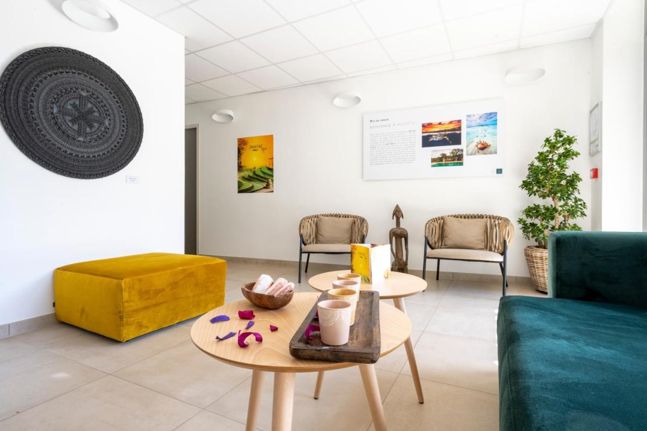 Athome Residence Et Spa La Rochelle  Exterior photo