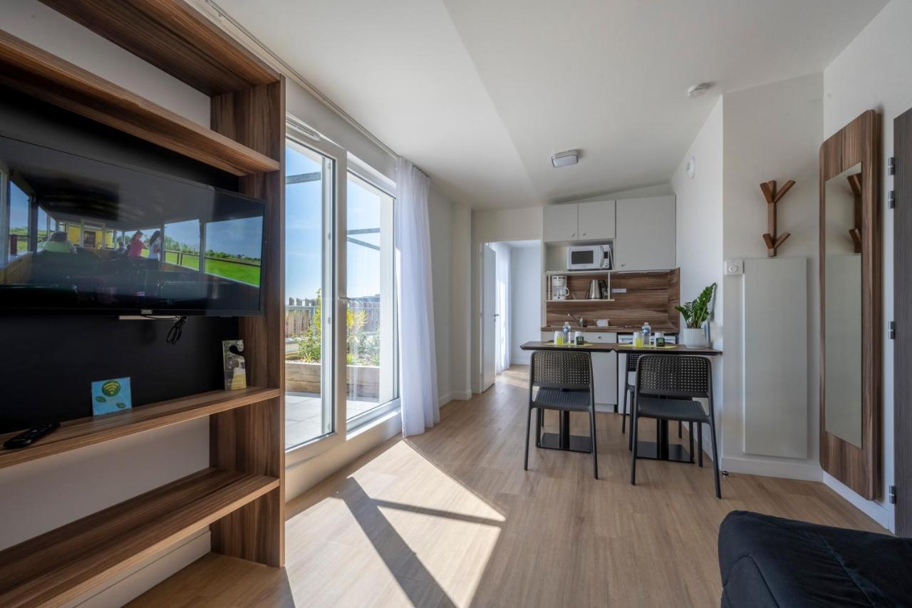 Athome Residence Et Spa La Rochelle  Exterior photo
