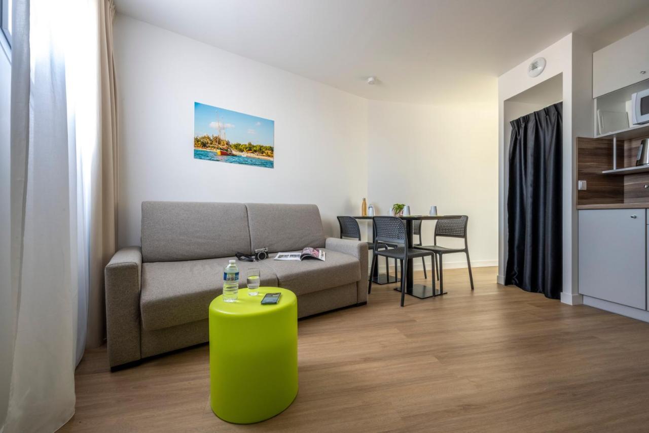 Athome Residence Et Spa La Rochelle  Exterior photo